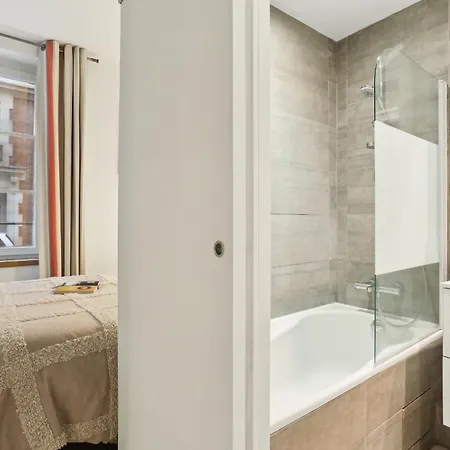 Lejlighed Les Invalides & Eiffel Tower - 1Br - Cityapartmentstay *